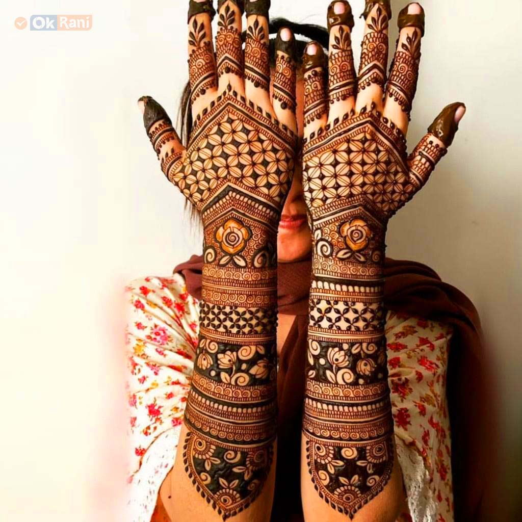 Simple Stylish Back Hand Mehndi Design Traditional