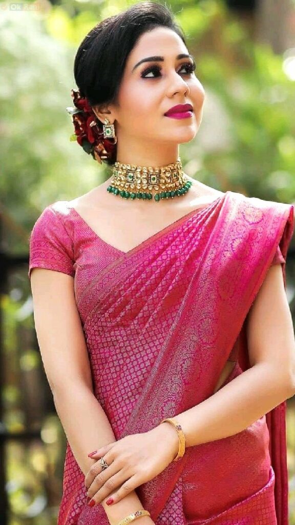 blouse designs short sleeve for silk sarees