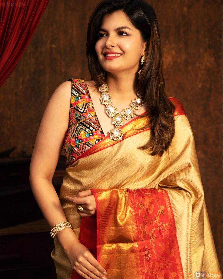 sleeveless pattu sarees blouse designs new