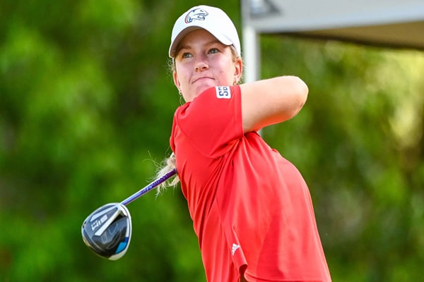 Julie Hovland: The Graceful Woman Behind Hollywood Icon Telly Savalas